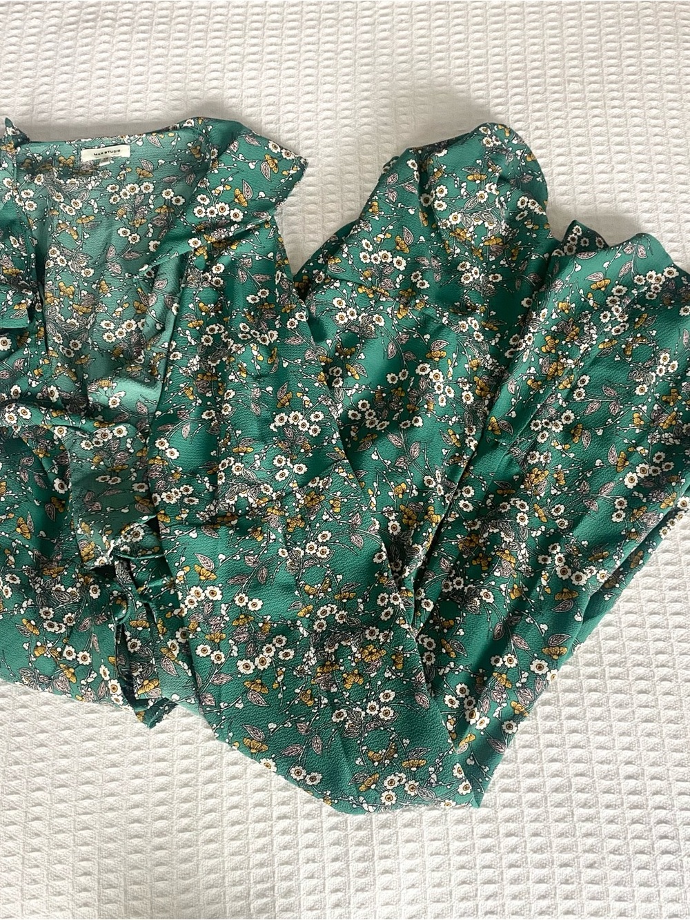 Max Studio Green Floral Ruffle wrap Dress size XS